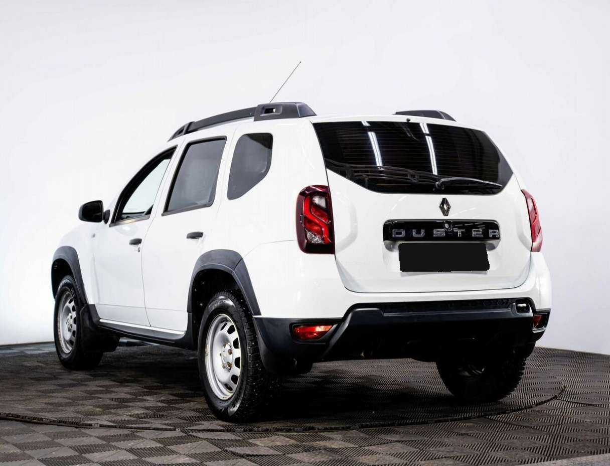 Renault Duster с пробегом — 2017 год. Фото: #3