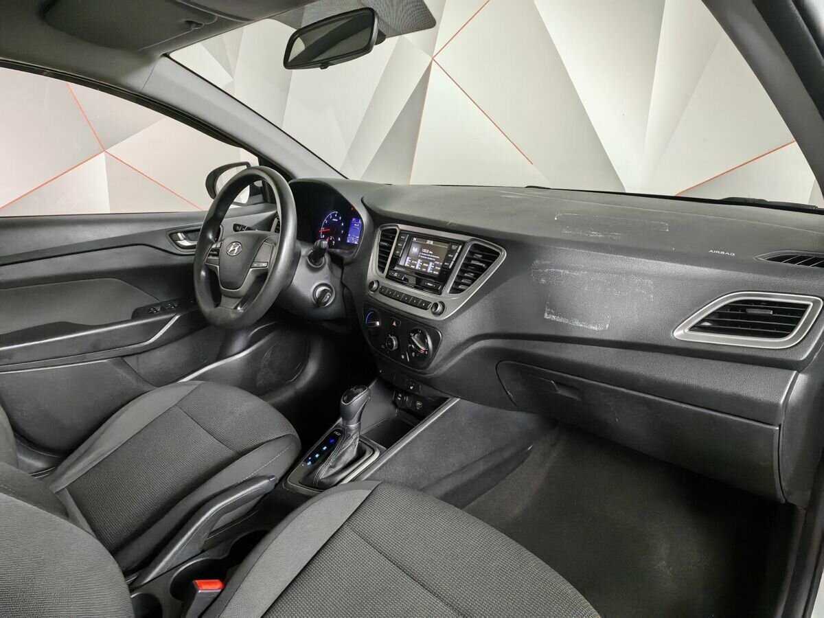 Hyundai Solaris с пробегом — 2019 год. Фото: #8