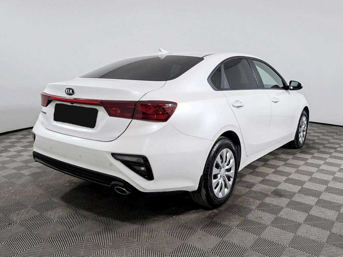 Kia Cerato с пробегом — 2021 год. Фото: #3