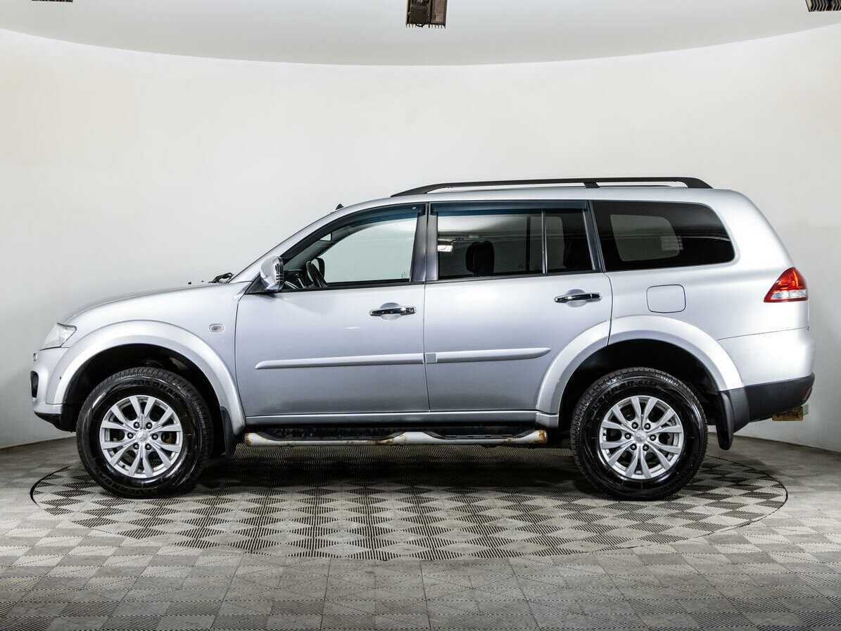 Mitsubishi Pajero Sport с пробегом — 2013 год. Фото: #7