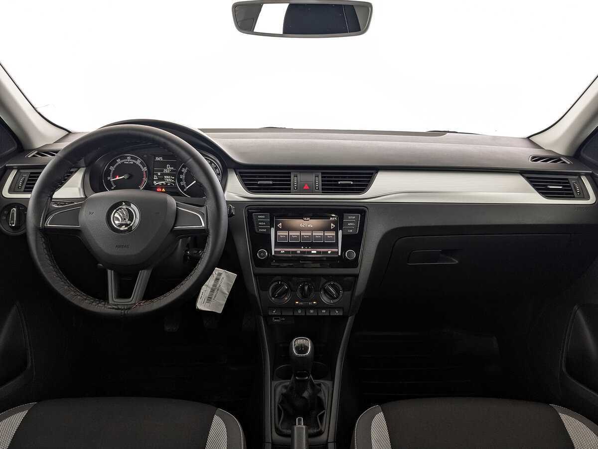Skoda Rapid с пробегом — 2019 год. Фото: #9