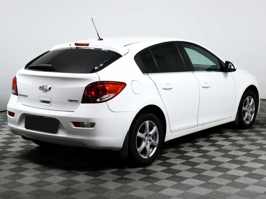 Chevrolet Cruze с пробегом — 2014 год. Фото: #4
