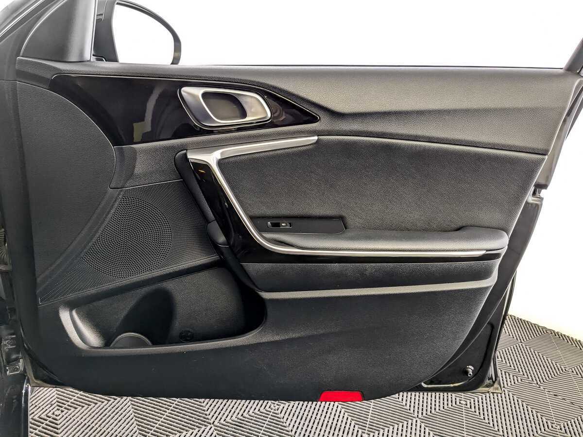Kia Ceed с пробегом — 2019 год. Фото: #19