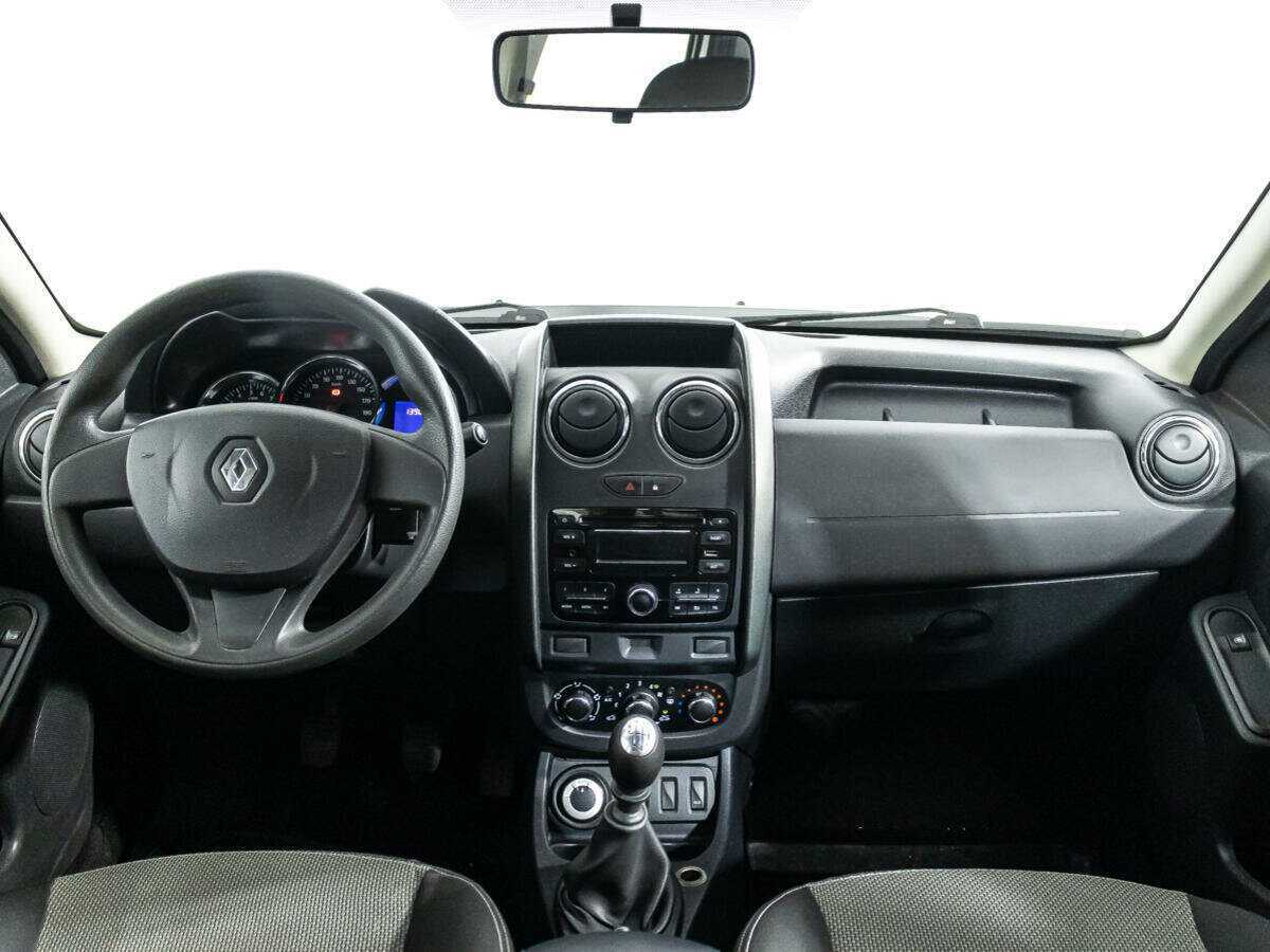 Renault Duster с пробегом — 2016 год. Фото: #12