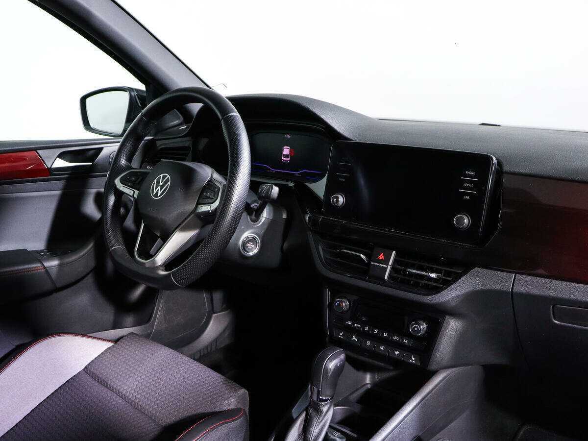 Volkswagen Polo с пробегом — 2021 год. Фото: #8