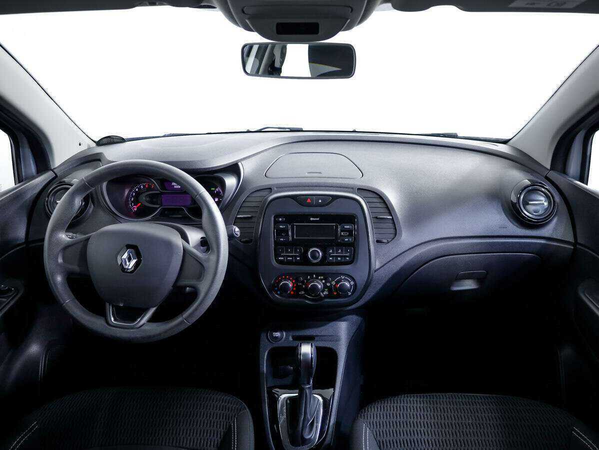 Renault Kaptur с пробегом — 2018 год. Фото: #8