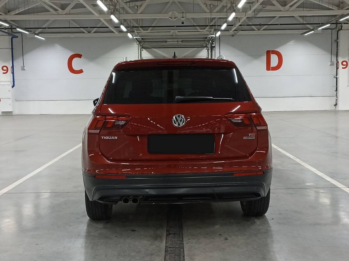 Volkswagen Tiguan с пробегом — 2018 год. Фото: #5