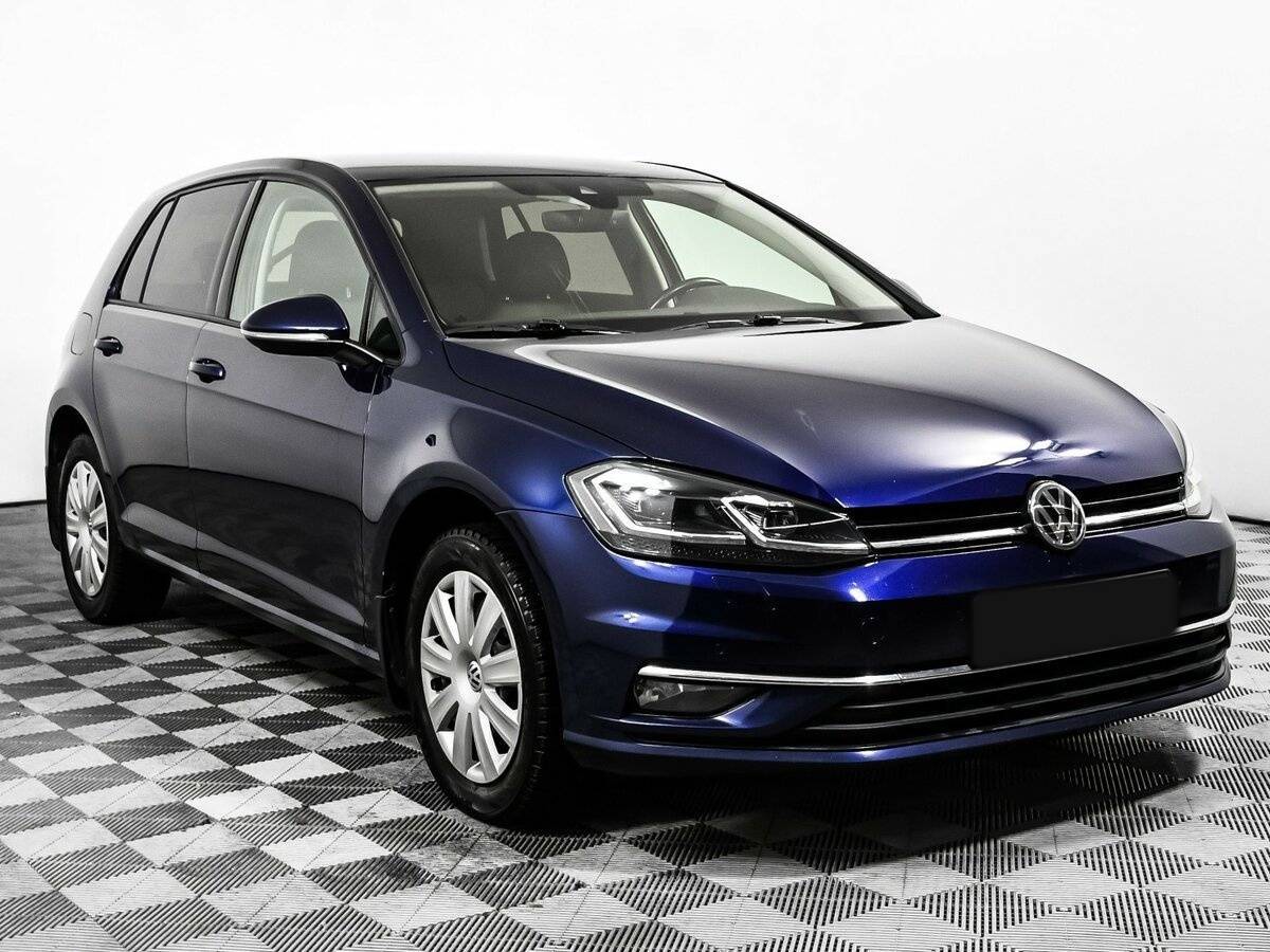 Volkswagen Golf с пробегом — 2018 год. Фото: #2