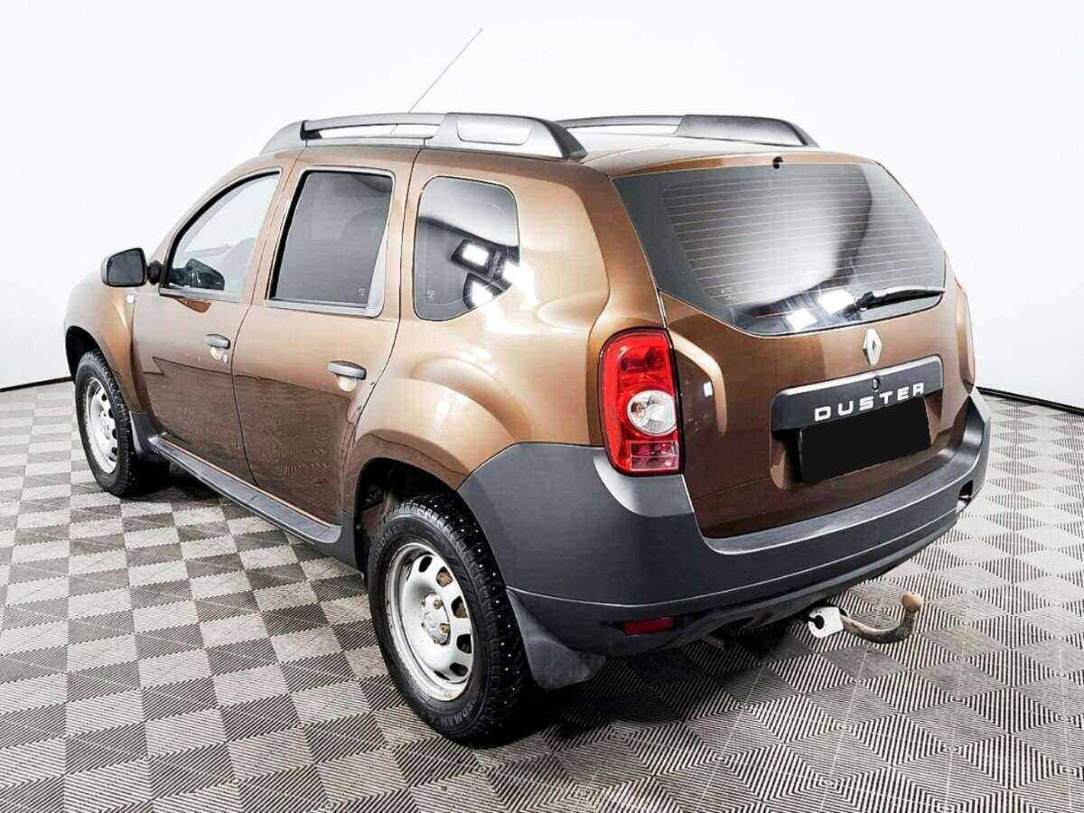Renault Duster с пробегом — 2014 год. Фото: #6