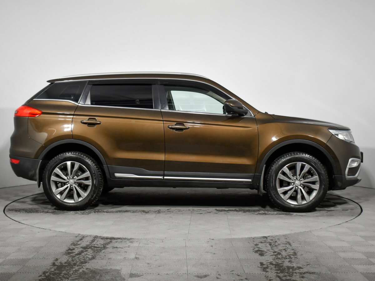 Geely Atlas с пробегом — 2019 год. Фото: #3