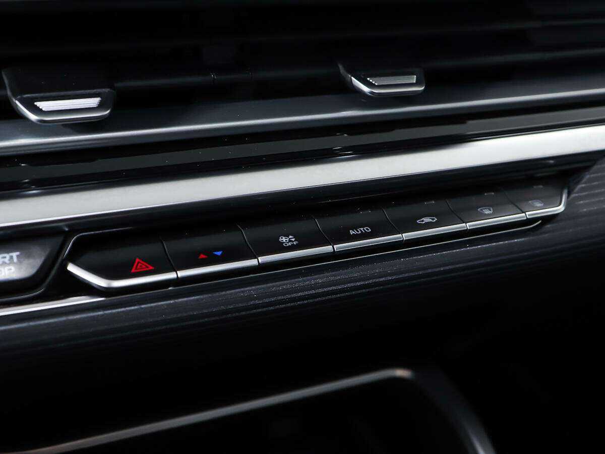 Geely Emgrand с пробегом — 2023 год. Фото: #17