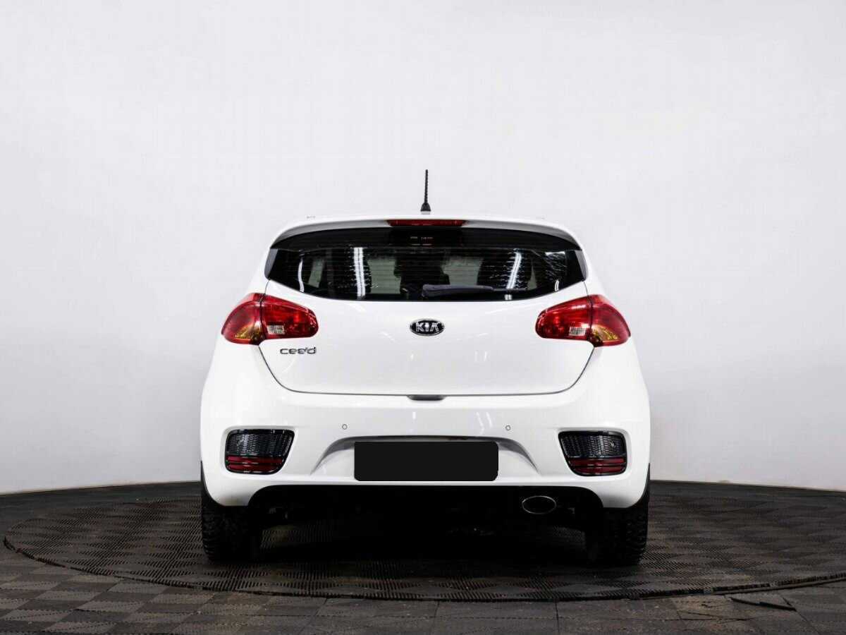 Kia Ceed с пробегом — 2016 год. Фото: #4