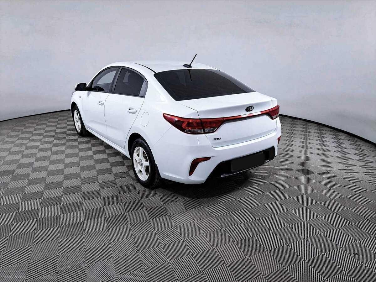 Kia Rio с пробегом — 2018 год. Фото: #6