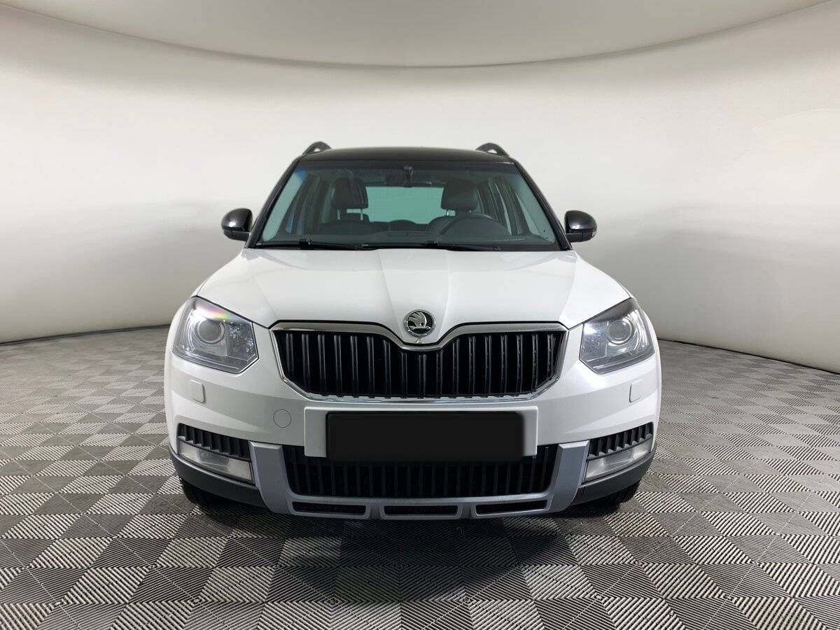 Skoda Yeti с пробегом — 2015 год. Фото: #1