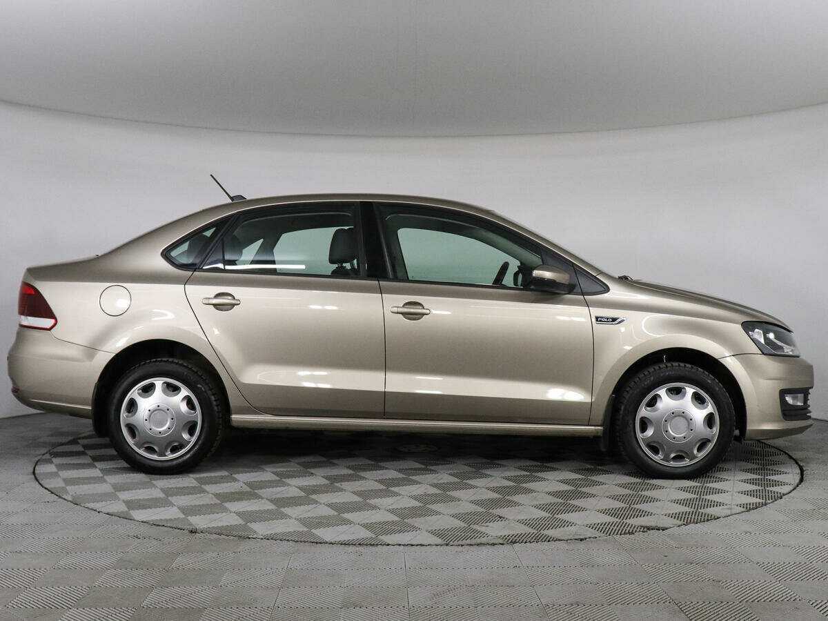 Volkswagen Polo с пробегом — 2019 год. Фото: #3