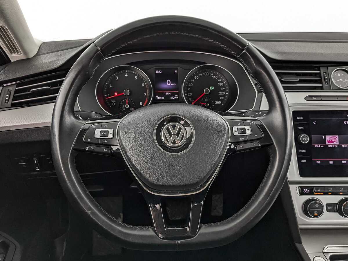Volkswagen Passat с пробегом — 2018 год. Фото: #17