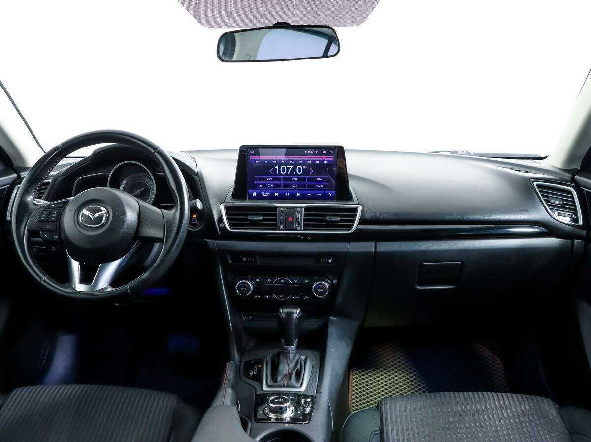 Mazda 3 с пробегом — 2013 год. Фото: #9