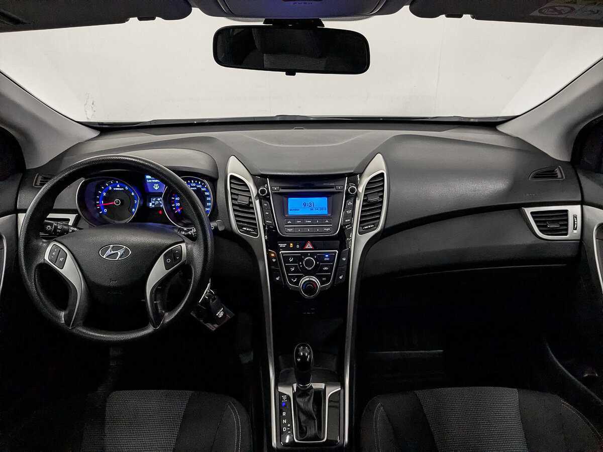 Hyundai i30 с пробегом — 2015 год. Фото: #13