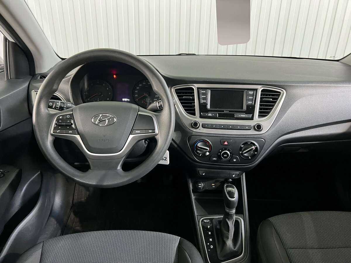 Hyundai Solaris с пробегом — 2021 год. Фото: #11