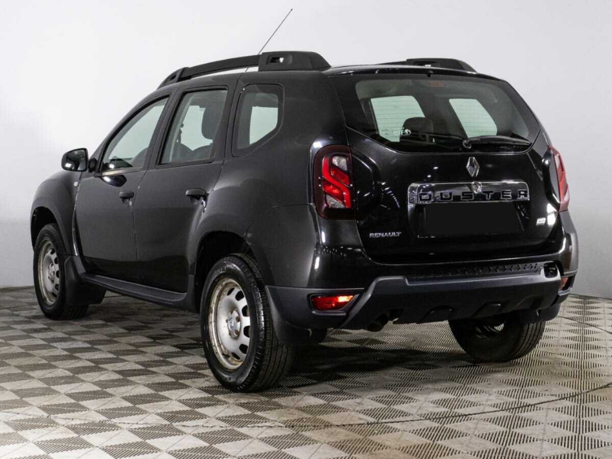 Renault Duster с пробегом — 2016 год. Фото: #6