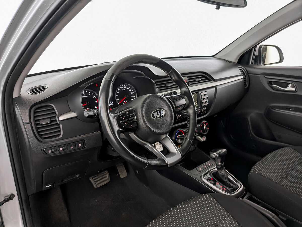 Kia Rio с пробегом — 2020 год. Фото: #14