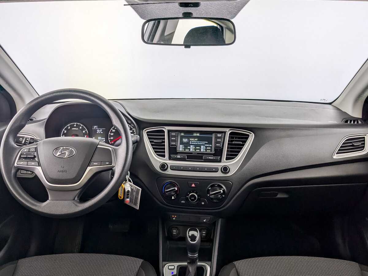 Hyundai Solaris с пробегом — 2020 год. Фото: #10