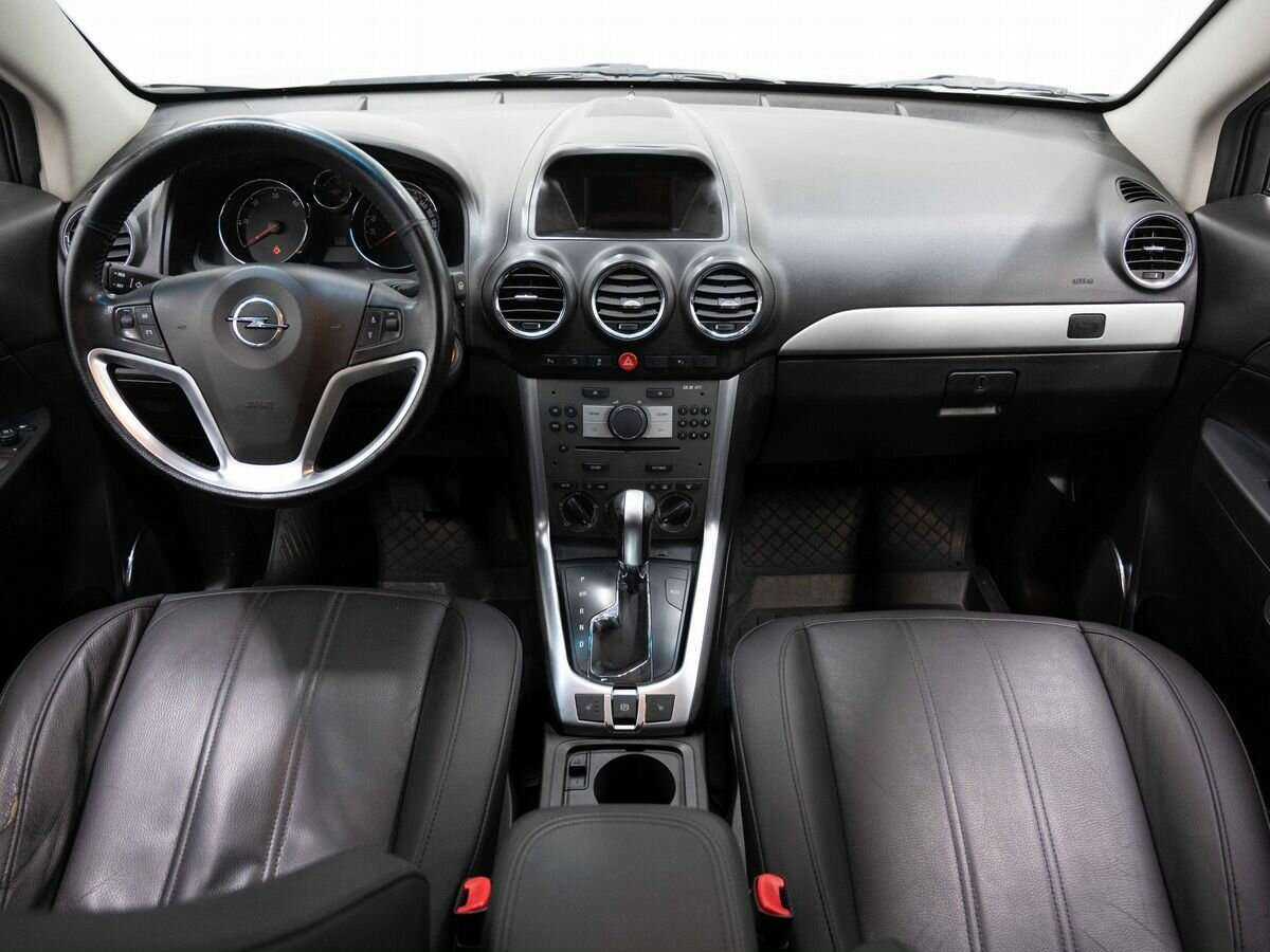 Opel Antara с пробегом — 2013 год. Фото: #12