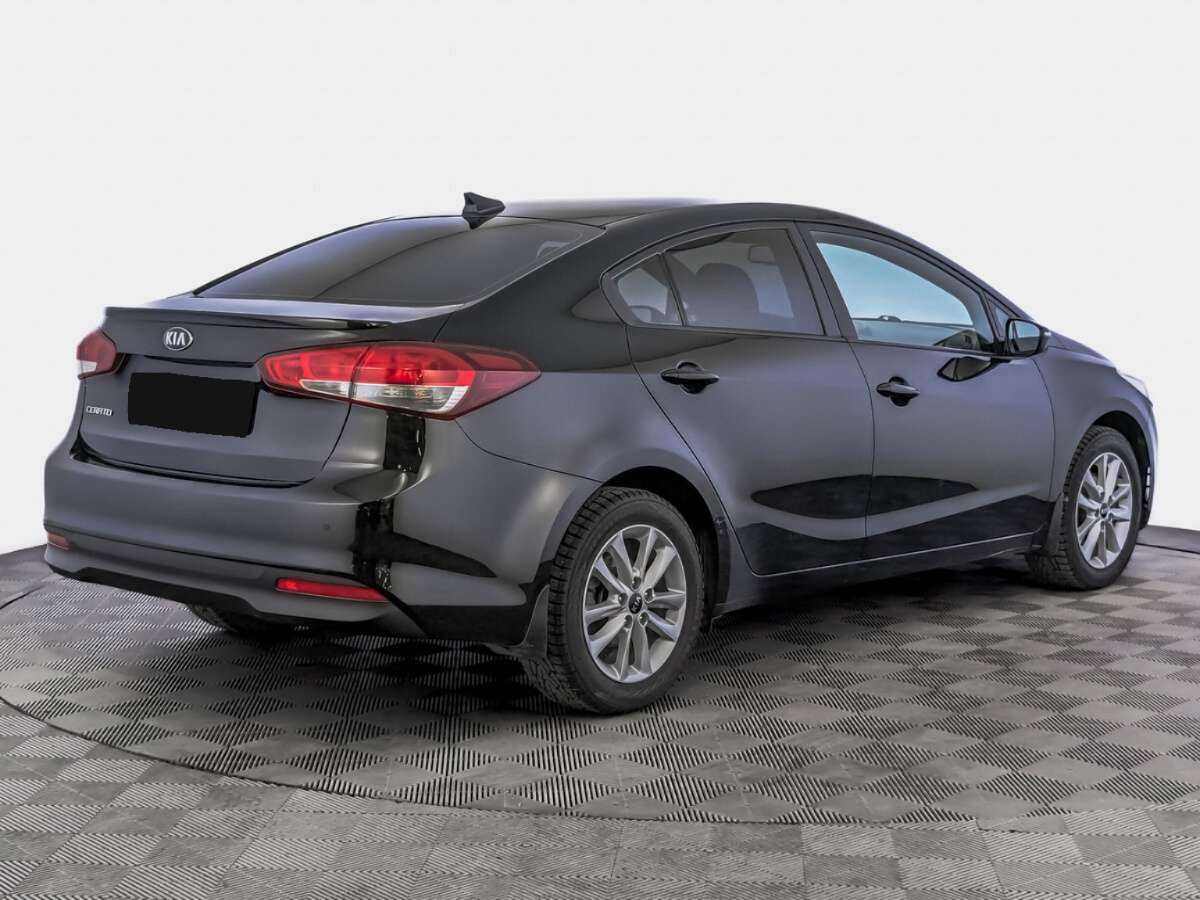 Kia Cerato с пробегом — 2017 год. Фото: #4