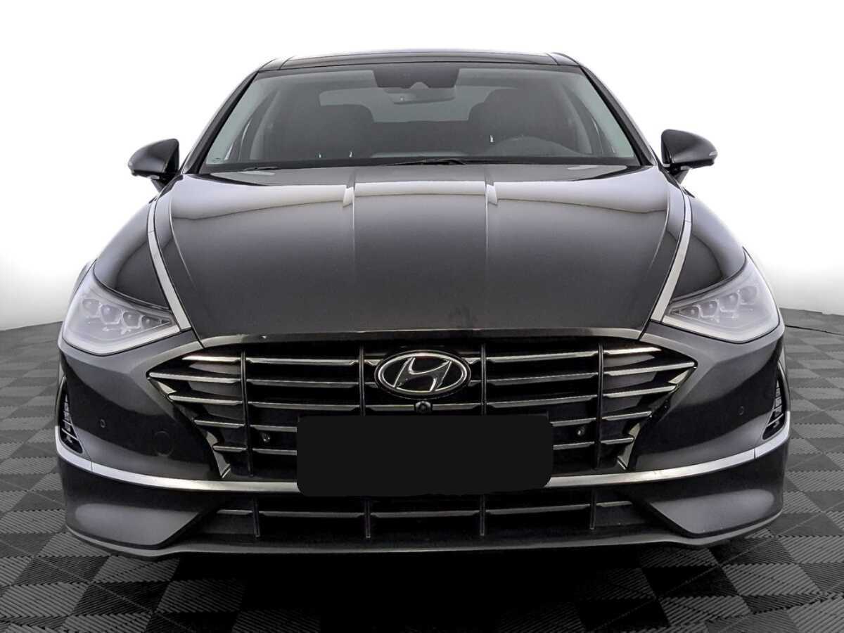 Hyundai Sonata с пробегом — 2022 год. Фото: #1