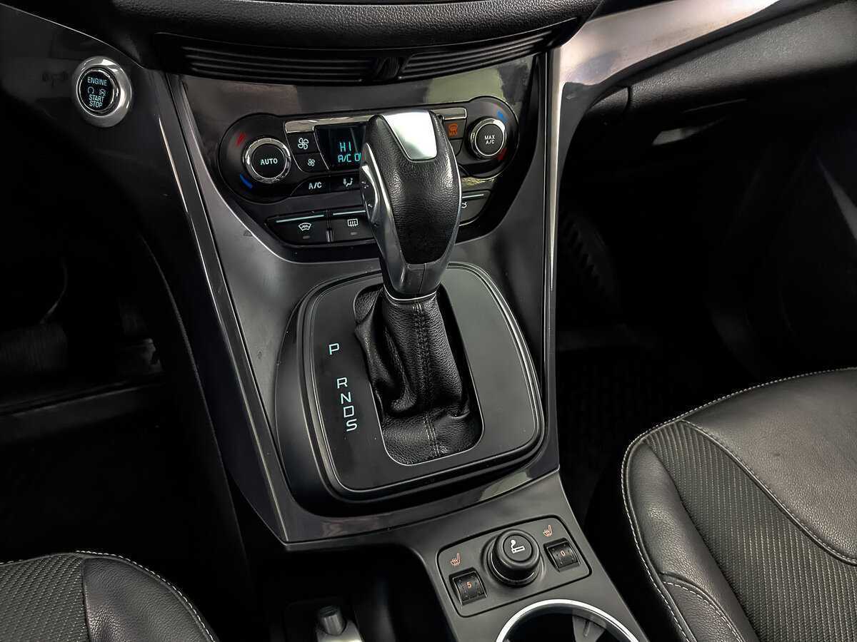 Ford Kuga с пробегом — 2014 год. Фото: #25