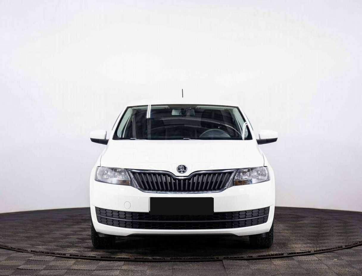 Skoda Rapid с пробегом — 2017 год. Фото: #1