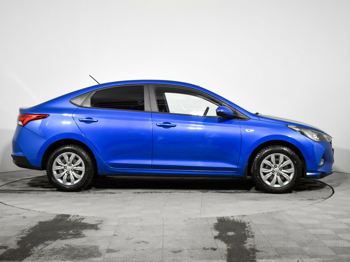 Hyundai Solaris с пробегом — 2020 год. Фото: #3