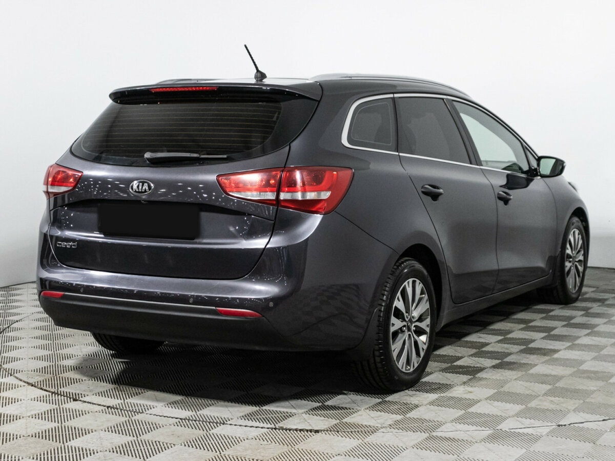 Kia Ceed с пробегом — 2015 год. Фото: #4