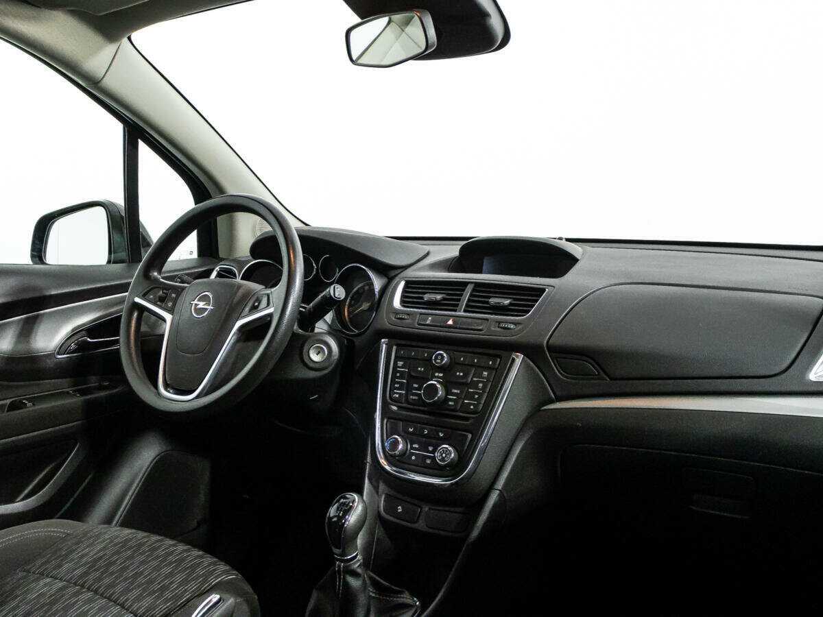 Opel Mokka с пробегом — 2013 год. Фото: #8