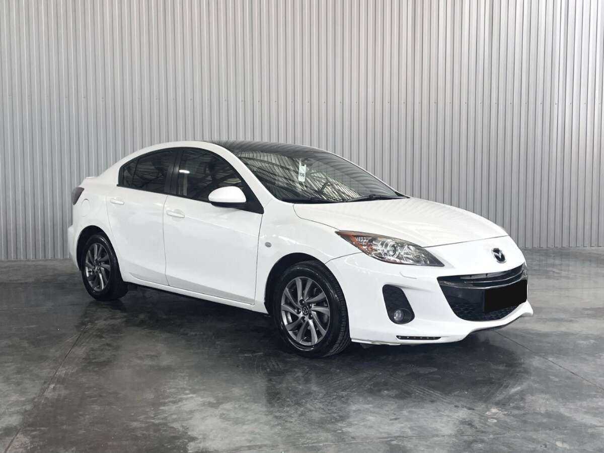 Mazda 3 с пробегом — 2012 год. Фото: #2