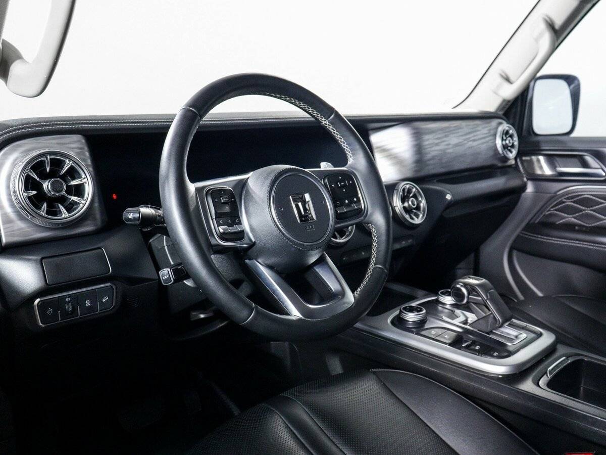 Tank 300 с пробегом — 2022 год. Фото: #13