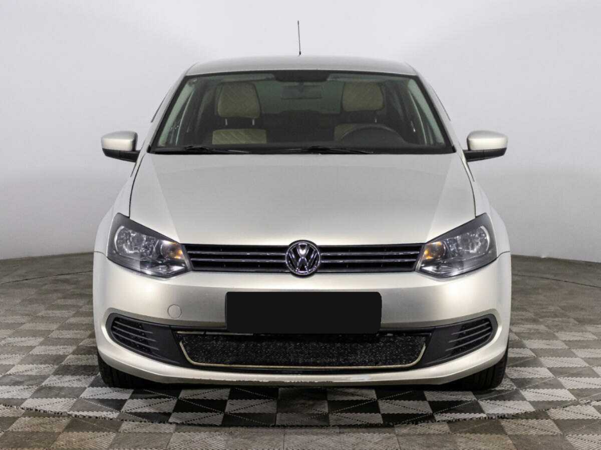 Volkswagen Polo с пробегом — 2013 год. Фото: #1