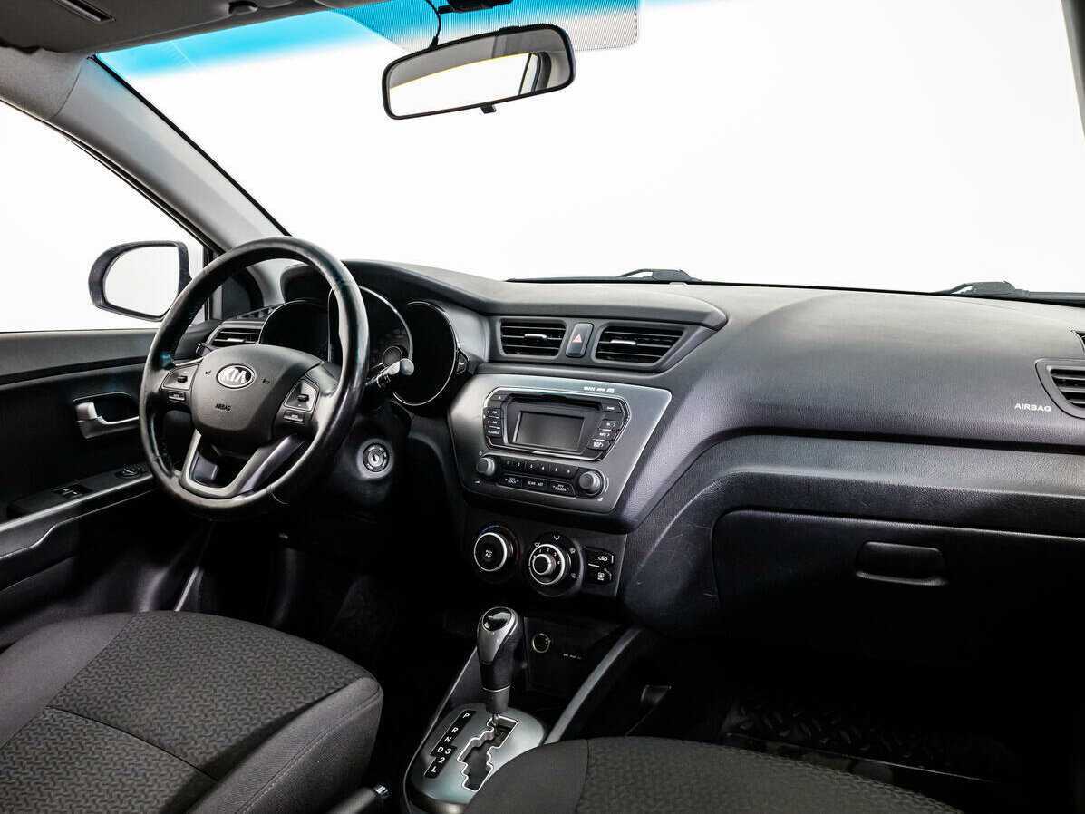 Kia Rio с пробегом — 2014 год. Фото: #8