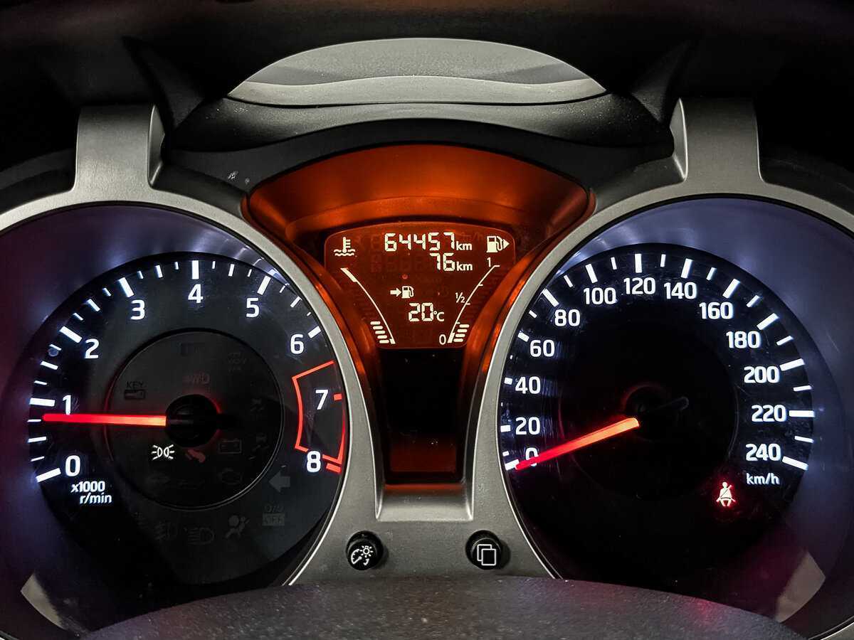 Nissan Juke с пробегом — 2014 год. Фото: #15
