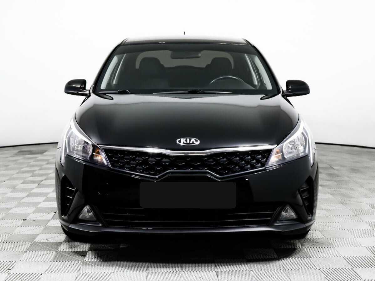 Kia Rio с пробегом — 2020 год. Фото: #1