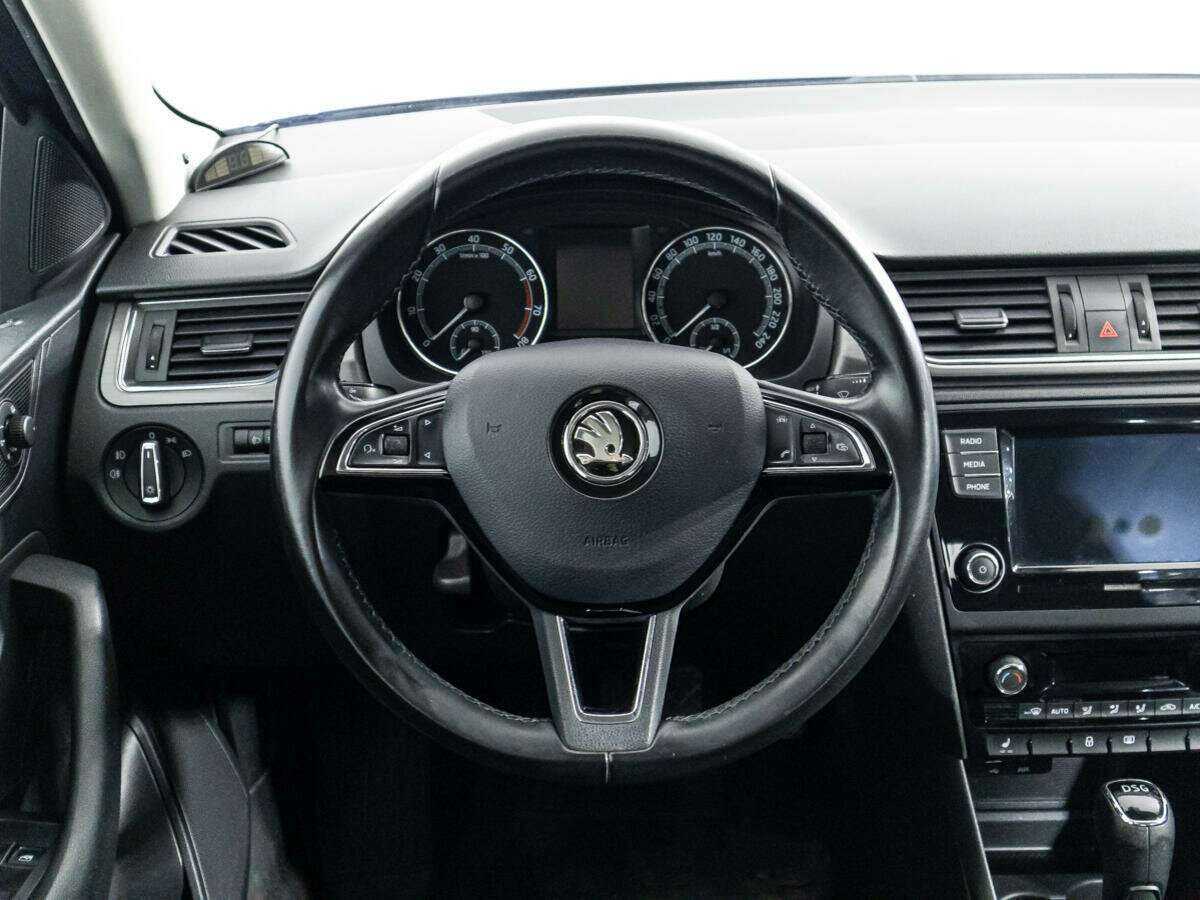 Skoda Rapid с пробегом — 2017 год. Фото: #16