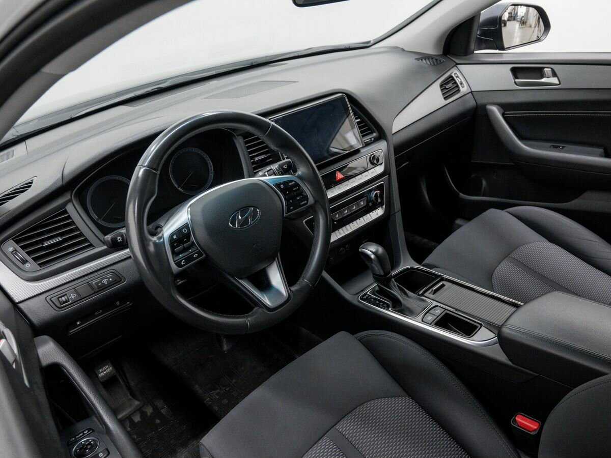 Hyundai Sonata с пробегом — 2019 год. Фото: #12
