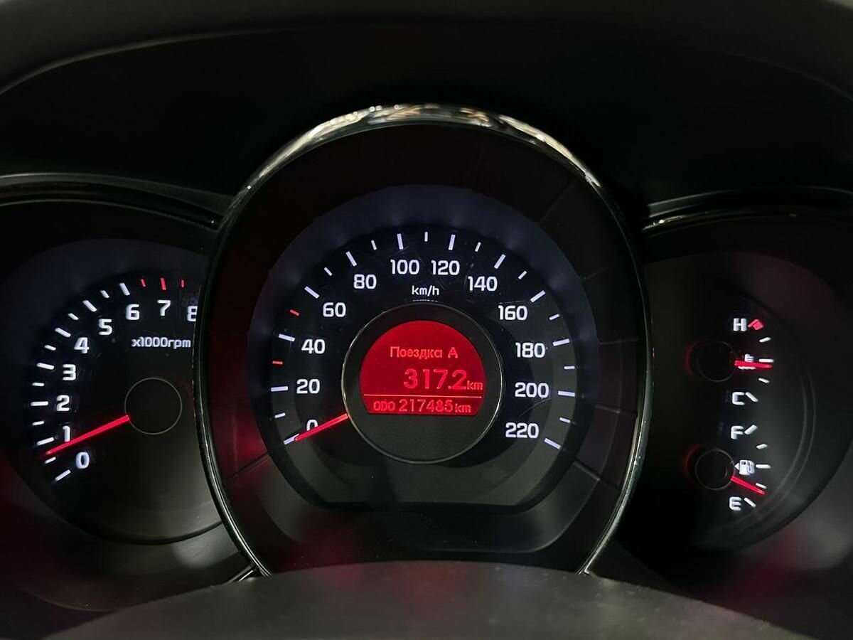 Kia Rio с пробегом — 2014 год. Фото: #11