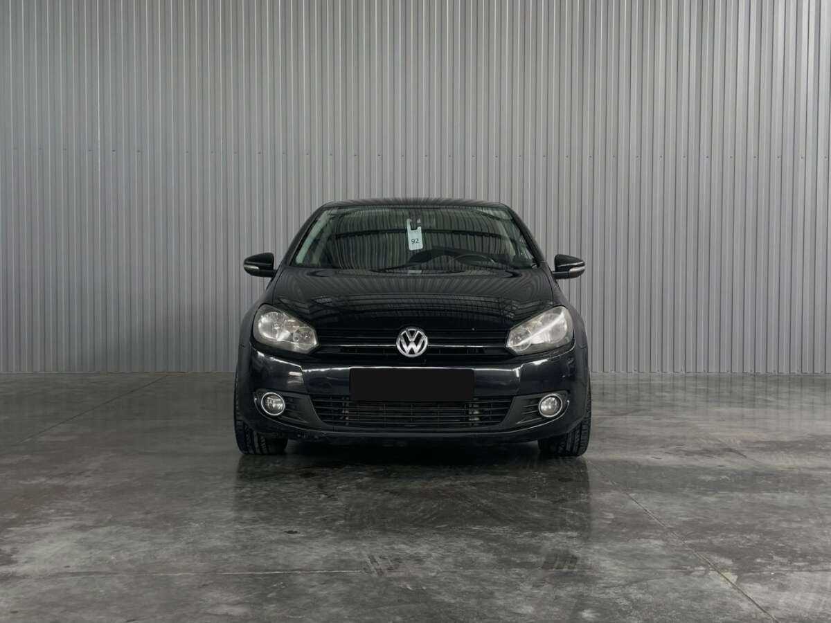 Volkswagen Golf с пробегом — 2012 год. Фото: #1