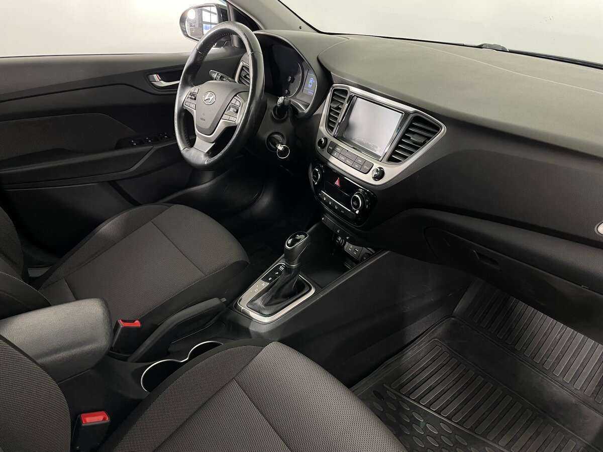 Hyundai Solaris с пробегом — 2017 год. Фото: #10