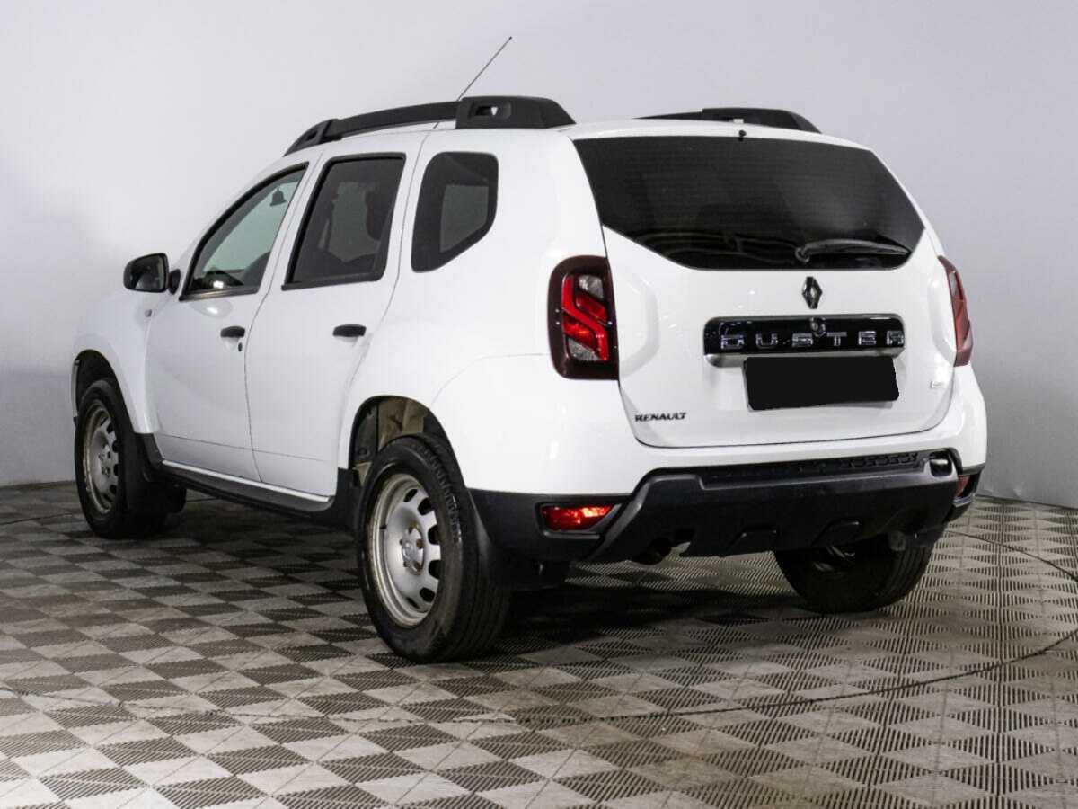 Renault Duster с пробегом — 2016 год. Фото: #6
