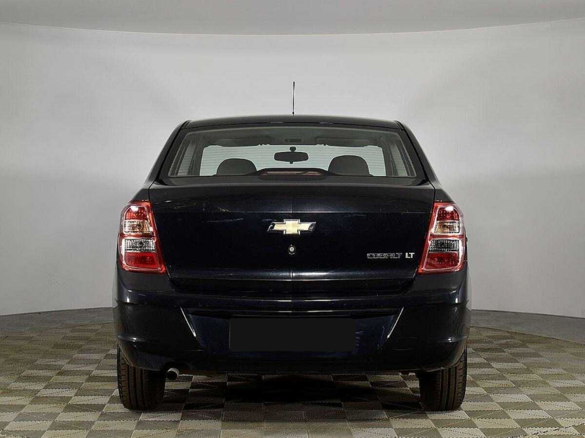 Chevrolet Cobalt с пробегом — 2013 год. Фото: #3
