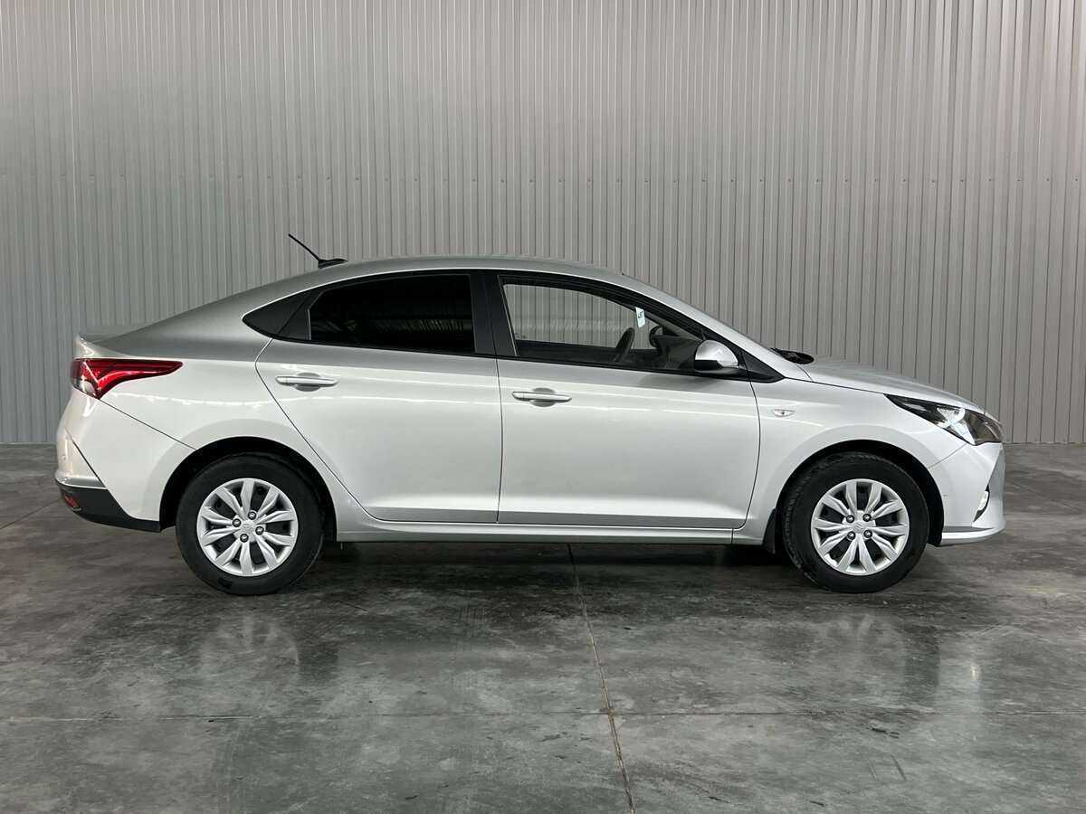 Hyundai Solaris с пробегом — 2020 год. Фото: #7