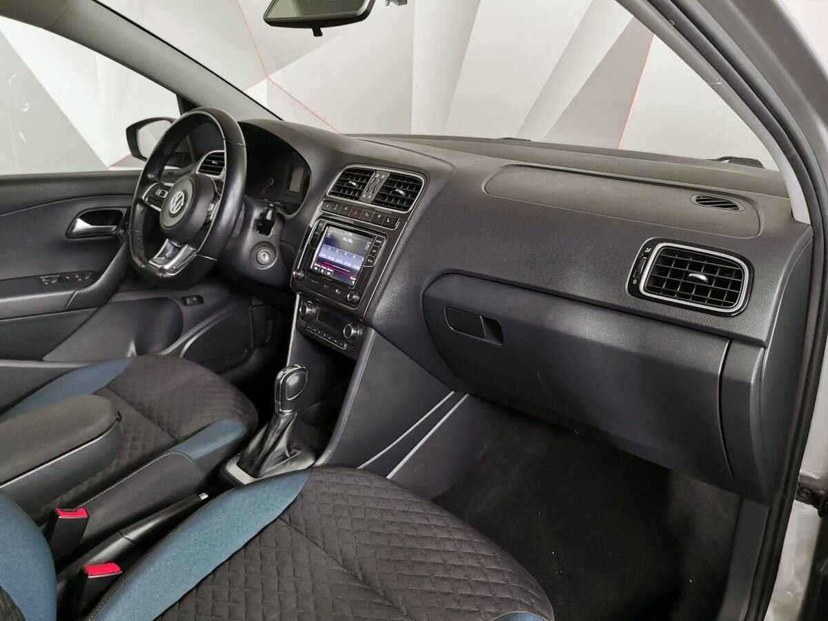 Volkswagen Polo с пробегом — 2020 год. Фото: #8