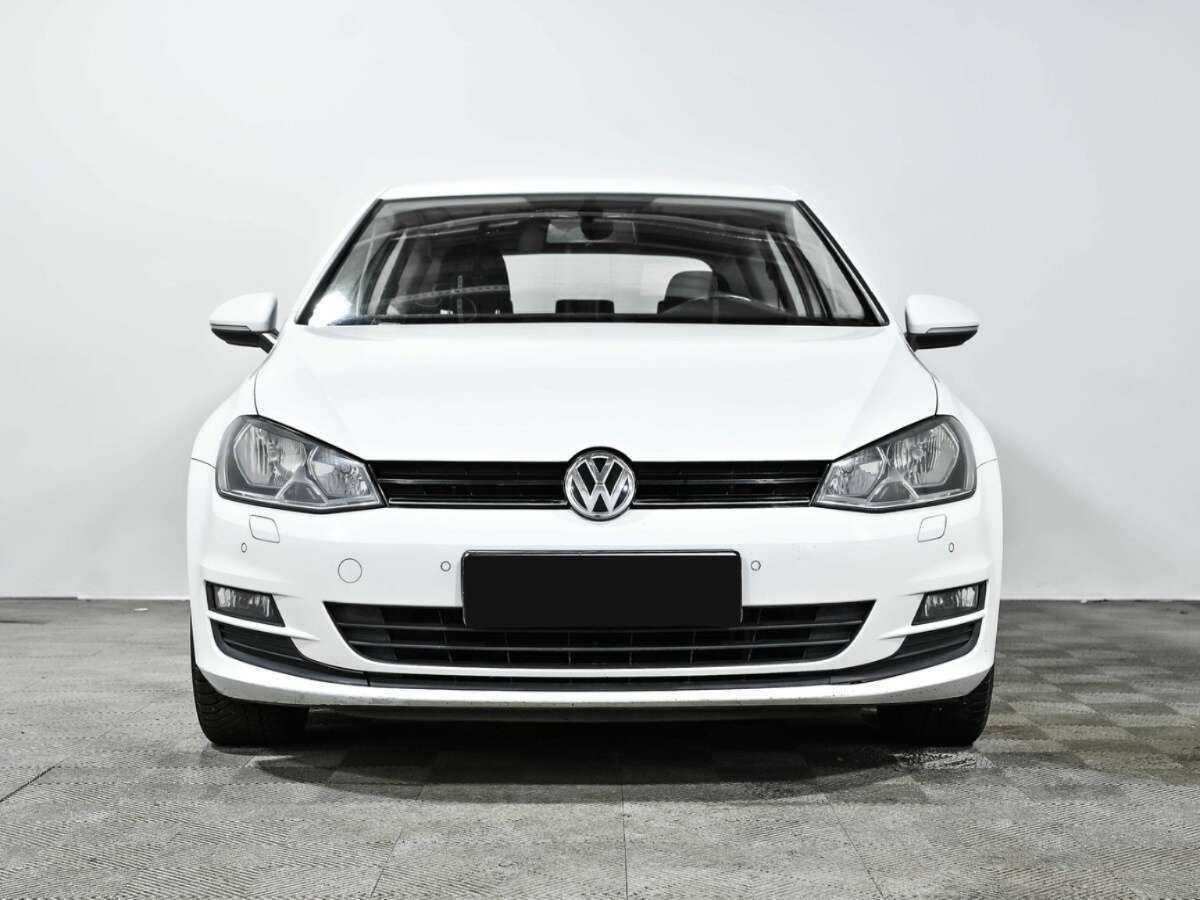 Volkswagen Golf с пробегом — 2013 год. Фото: #1